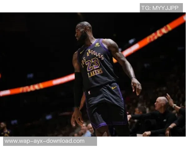 湖人队与猛龙队激战正酣回顾2006年1月22日经典对决精彩瞬间